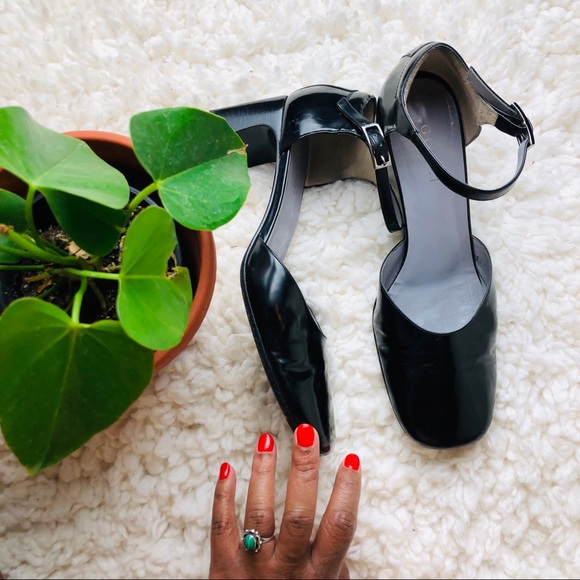 Gucci Shoes - SOLD.
